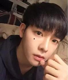 整过容的男网红,揭秘整容网红的华丽转身